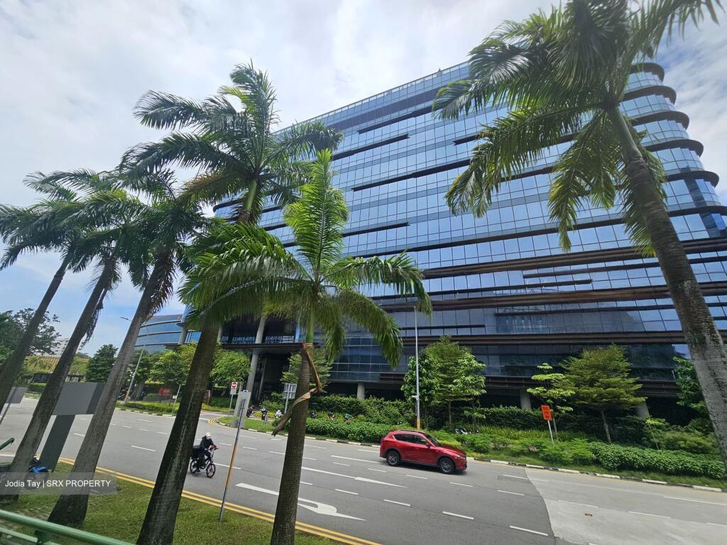 Woods Square (D25), Office #483231511